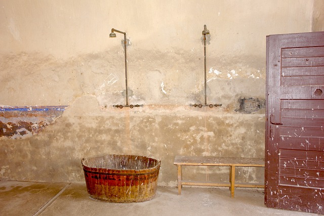 淋浴 房间 老 - 上的免费照片