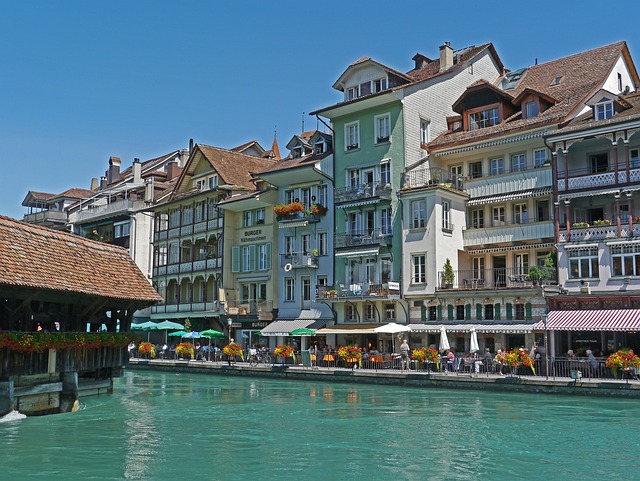 瑞士 图恩 市中心 - 上的免费照片
