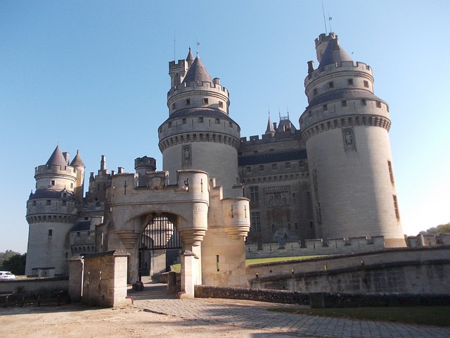 皮埃尔丰城堡 皮埃尔·冯 历史的 - 上的免费照片