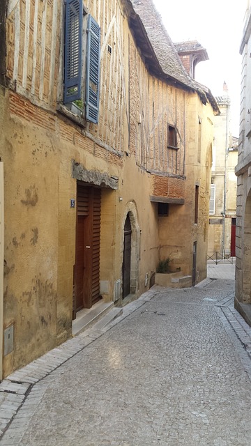 胡同 多尔多涅省 贝杰拉克 - 上的免费照片