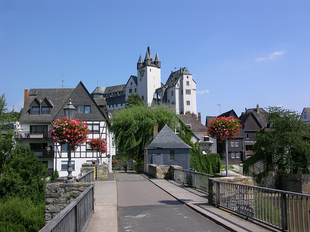 的 迭斯 Lahn 上的 城市 - 上的免费照片