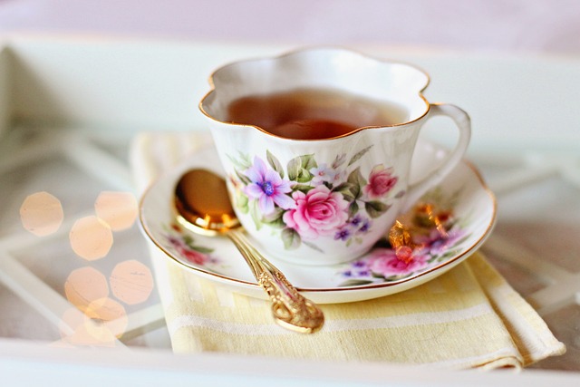 茶杯子 老式的茶杯 茶 - 上的免费照片