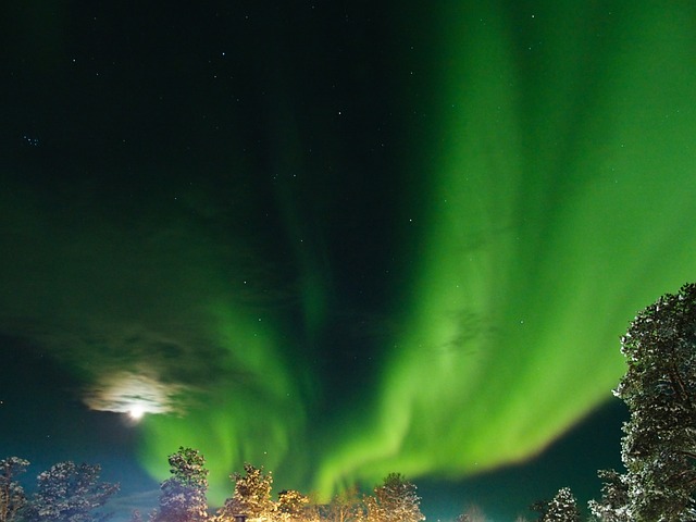 北极光 芬兰 - 上的免费照片