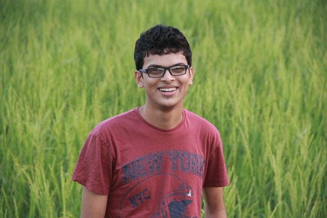 男孩 眼镜 人 - 上的免费照片