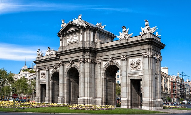 马德里 纪念碑 Puerta Alcalá De - 上的免费照片