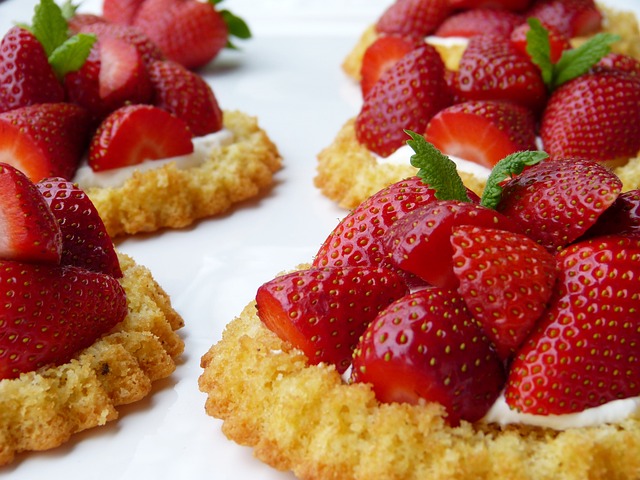 草莓挞 草莓 面团 - 上的免费照片