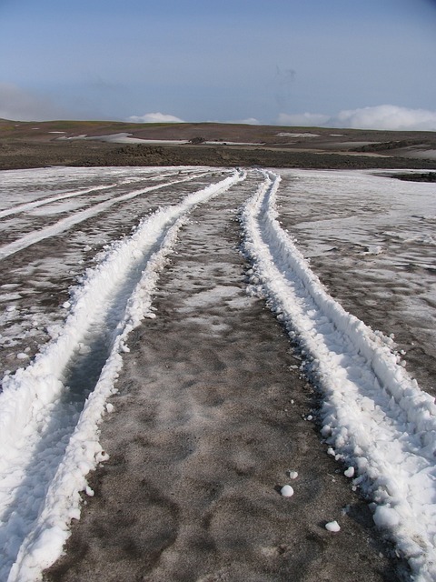道路 夏天 跟踪 - 上的免费照片