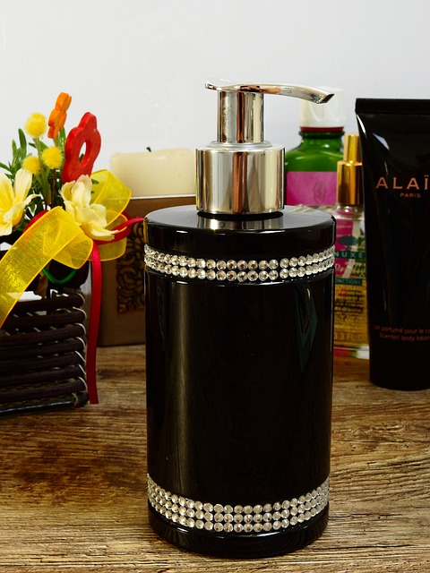 化妆品 肥皂 皂液器 - 上的免费照片