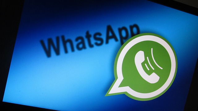 Whatsapp 沟通 社交网络 - 上的免费照片