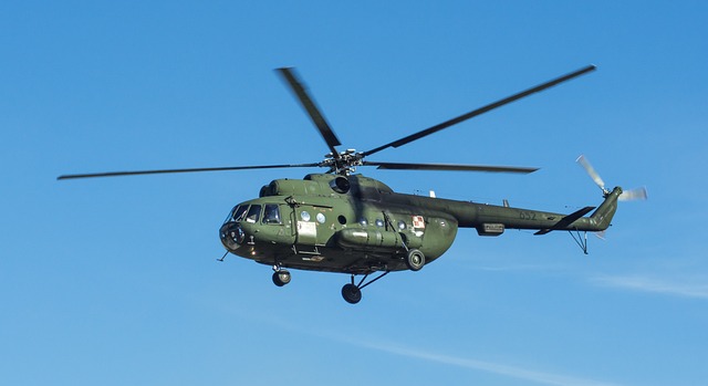 Mi-8 直升机 航展 - 上的免费照片