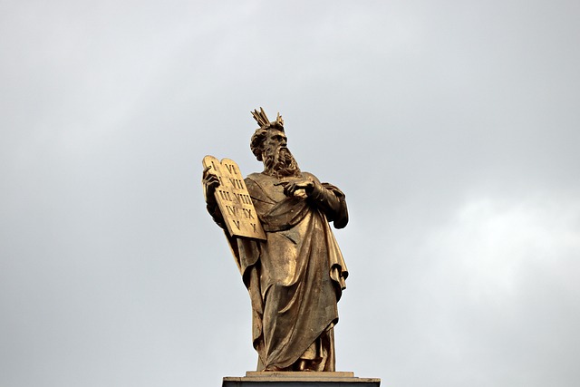 摩西 十诫 雕像 - 上的免费照片