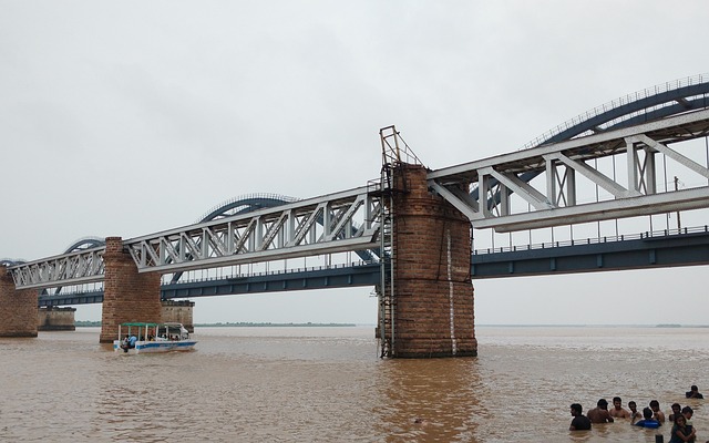 河 水 虔诚的 - 上的免费照片