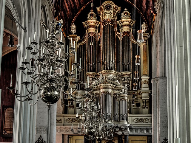 教堂管风琴 风琴管 枝形吊灯 - 上的免费照片