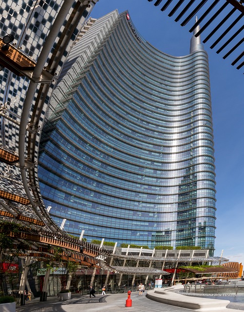 联合信贷银行塔 广场 Gae Aulenti - 上的免费照片