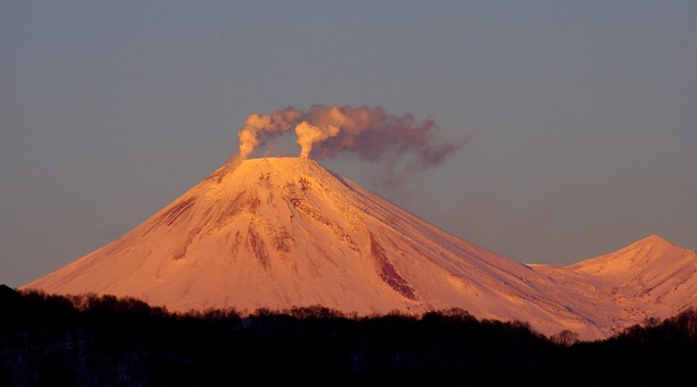 火山Avachinsky 堪察加半岛 山 - 上的免费照片