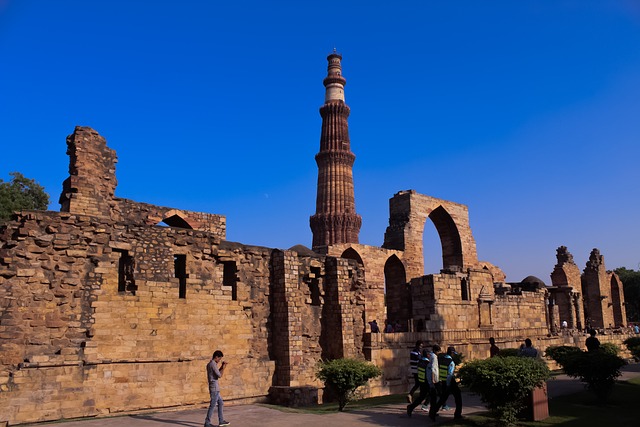 Qutubminar 印度 纪念碑 - 上的免费照片