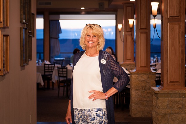 女性 女主人 - 上的免费照片