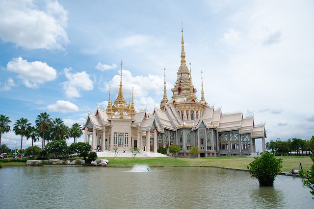 寺庙的Luang Pho 颜色眉毛 - 上的免费照片