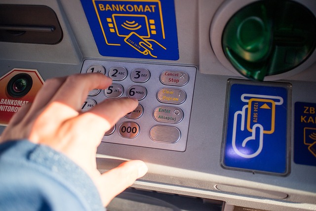 Atm 钱 现金 - 上的免费照片