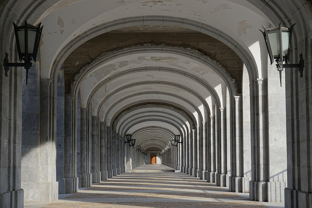 走廊 回廊 修道院 - 上的免费照片