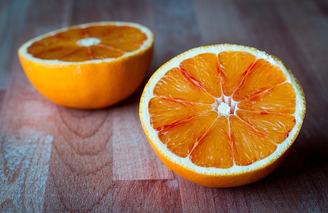 水果 橙子 切片 - 上的免费照片