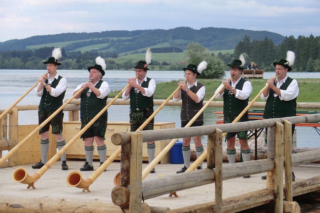 Alphornbl?ser Lechbruck我看看 人 - 上的免费照片