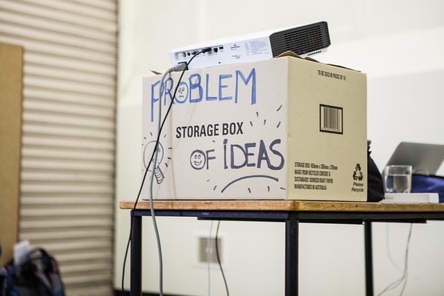 在室内 办公室 表 - 上的免费照片