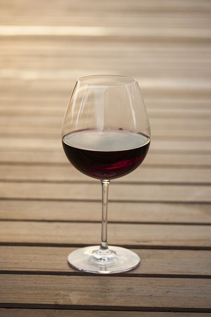 葡萄酒 喝 木头 - 上的免费照片