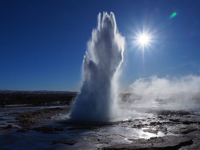 喷泉 Strokkur 史托克的喷泉 - 上的免费照片