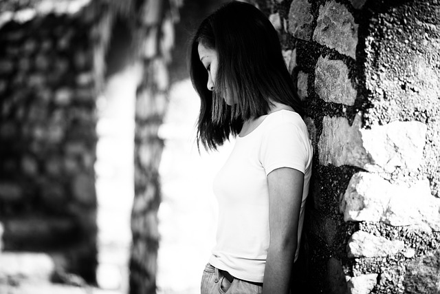 人们 成人 女士 - 上的免费照片