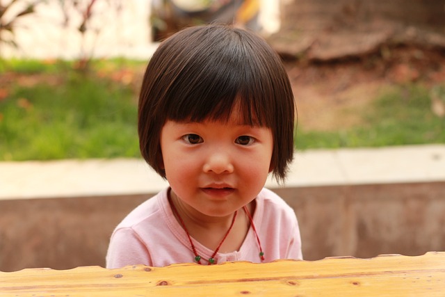 儿童 小巧的 可爱 - 上的免费照片