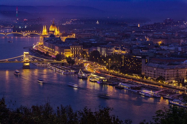 河 布达佩斯 晚上 - 上的免费照片