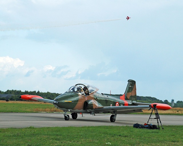 飞机 飞 Vliegterrein - 上的免费照片