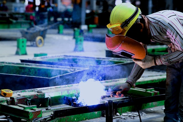 人们 竞赛 行业 - 上的免费照片