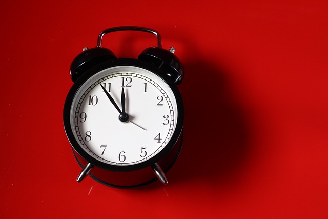 时间 钟 闹钟 - 上的免费照片