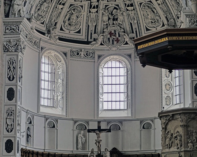 特里尔 Dom 西合唱团 - 上的免费照片