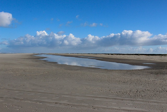 Schiermonnikoog 海滩 云 - 上的免费照片