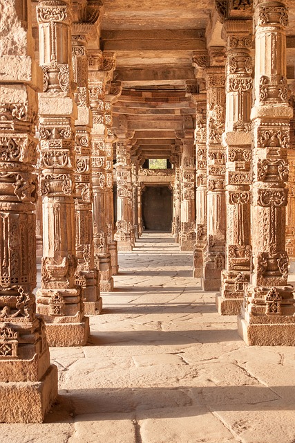 Qutb 尖塔 柱子 大厅 Qutab - 上的免费照片