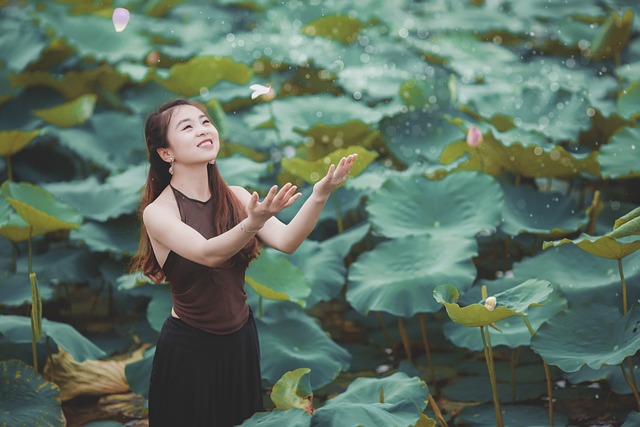 莲花 青少年 漂亮 - 上的免费照片