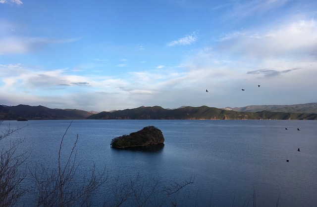 谷湖 小罗水 山 - 上的免费照片