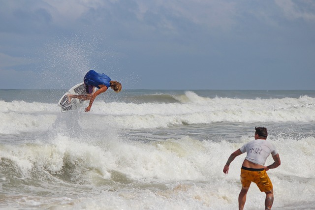 Skimboard Obx 波浪 - 上的免费照片