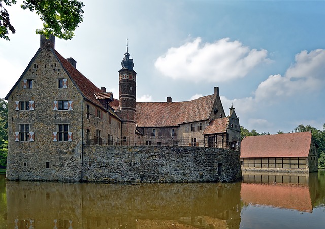 德国 Burg Vischering Münsterland - 上的免费照片