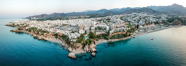 Nerja 日出 全景 - 上的免费照片