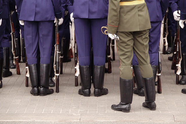 故事 士兵 靴子 - 上的免费照片