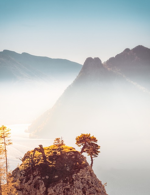 山 落下 湖 - 上的免费照片