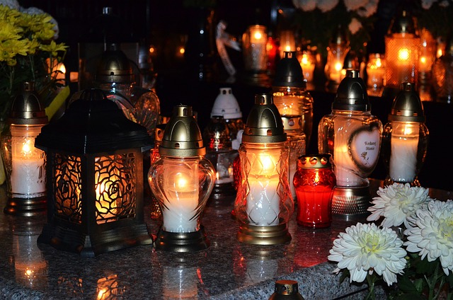 蜡烛 坟 公墓 - 上的免费照片
