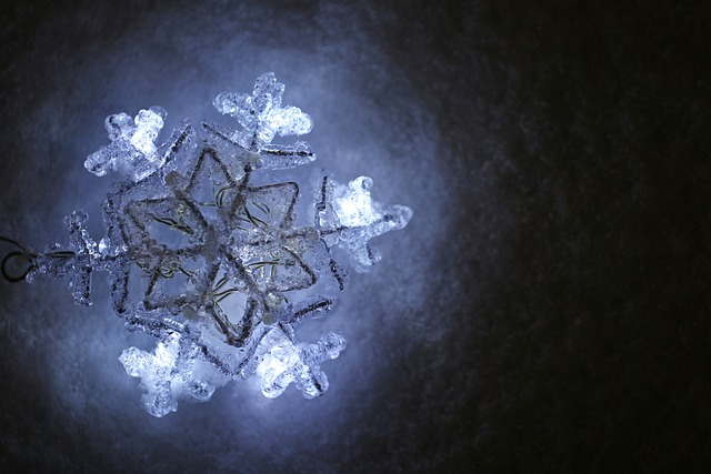 雪花 发光的 雪 - 上的免费照片