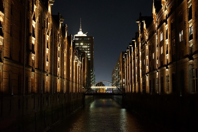 仓库城 汉堡 运河 - 上的免费照片