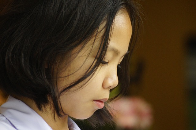 人 女孩 儿童 - 上的免费照片