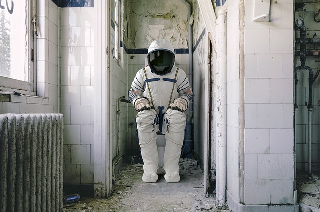 宇航员 厕所 太空旅行 - 上的免费照片